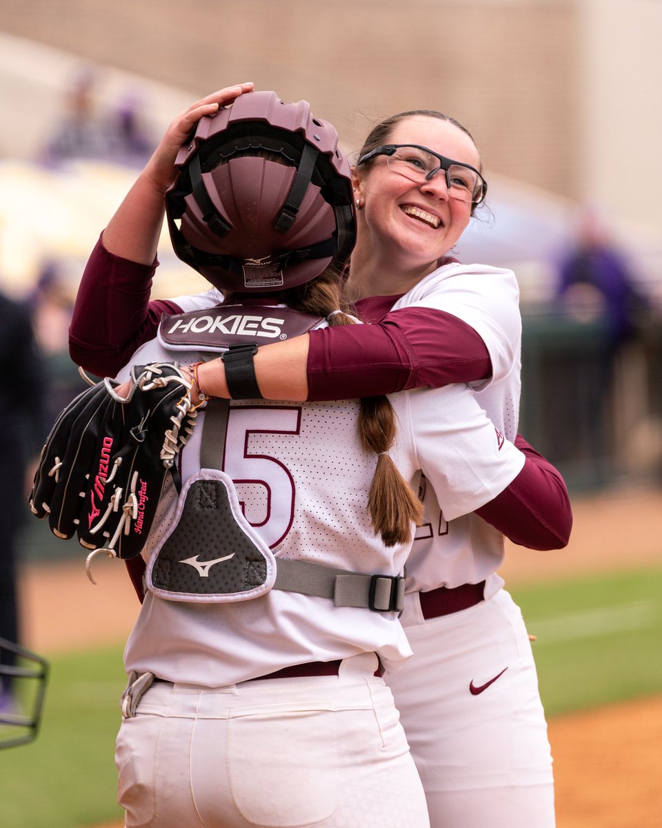 Virginia Tech Softball (@hokiessoftball) on Twitter photo πππ§ππππ©ππ€π£ (Emmaβs Version) β¨
The first pitcher in program history to throw back-to-back perfect games!!!
#Hokiesπ₯ | <a href="/Emmmaaclairee/">Emma Lemley</a> πππ§ππππ©ππ€π£ (Emmaβs Version) β¨
The first pitcher in program history to throw back-to-back perfect games!!!
#Hokiesπ₯ | <a href="/Emmmaaclairee/">Emma Lemley</a>