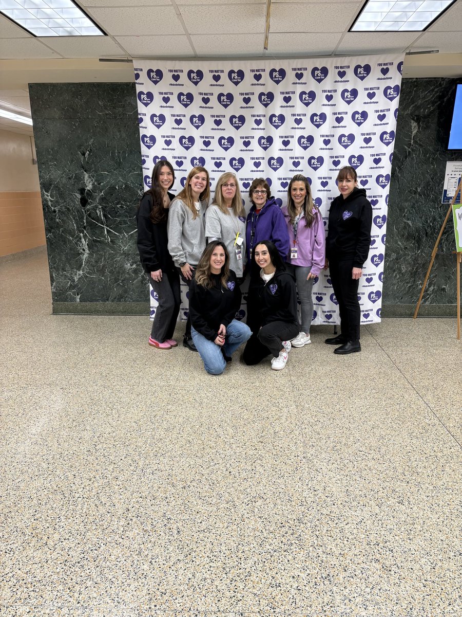 Ms. Bulla✨ tweet media