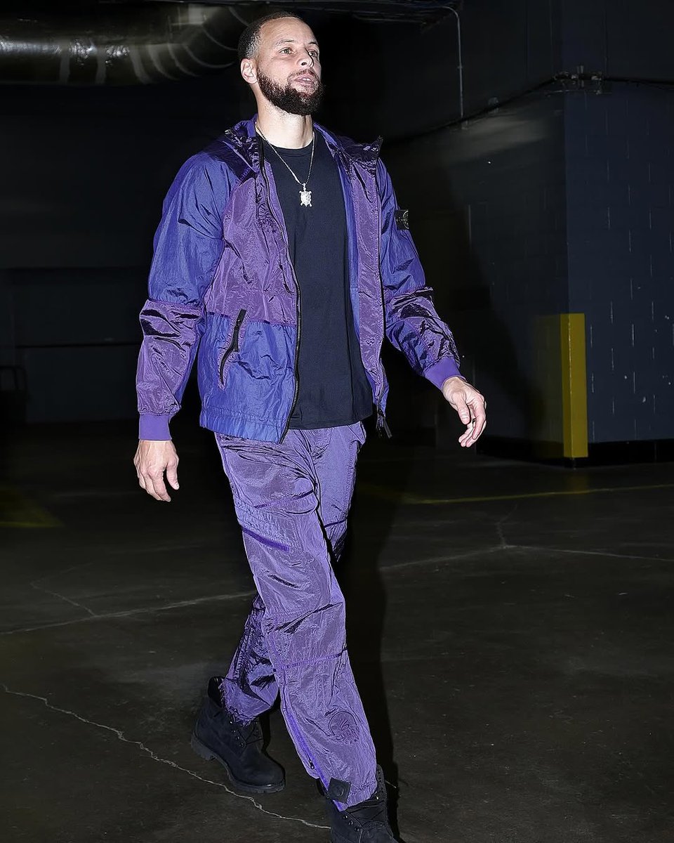 StephenCurry30's tweet image. 55 down…. Catch our breath, all star in the Bay- then we get back to it.