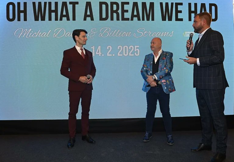 IDForeverChile's tweet photo. IL DIVO   
Presentación de la  canción   
"Oh What a Dream"  
Praga 
14-2-2025
https://t.co/hg097wFXac https://t.co/HWxkVxToaX