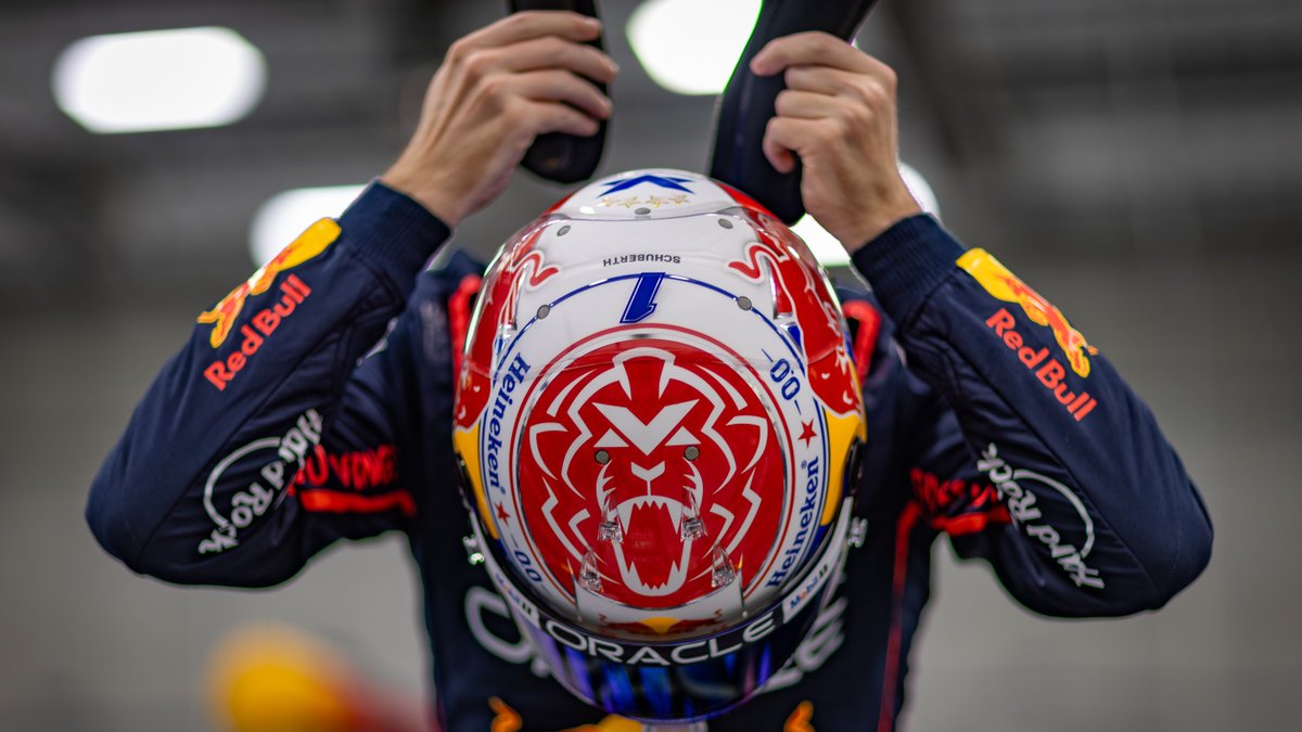 redbullracing's tweet photo. Back at home 🏡 @Max33Verstappen 🦁 https://t.co/iralf7RbPT