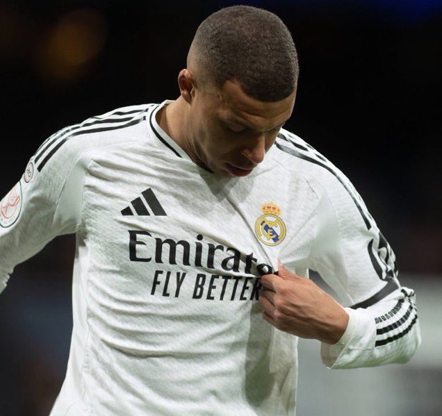 JuandaRM7's tweet photo. 🚨SORTEO INTERNACIONAL🚨

Si el Real Madrid gana a Osasuna, vamos a regalar la camiseta de Kylian Mbappé 🐢🤍. Solo hay que: 

- Seguir a @Topjersey10 y a mi
- Hacer RT 
- (opcional) nombrar a quien quieras para más participaciones https://t.co/UCI7mmWRWs