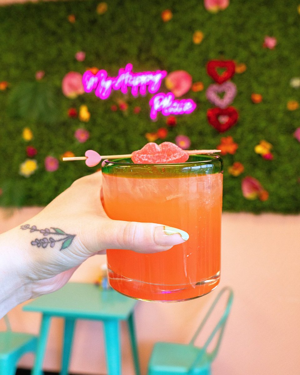 Seattle Paseo tweet media