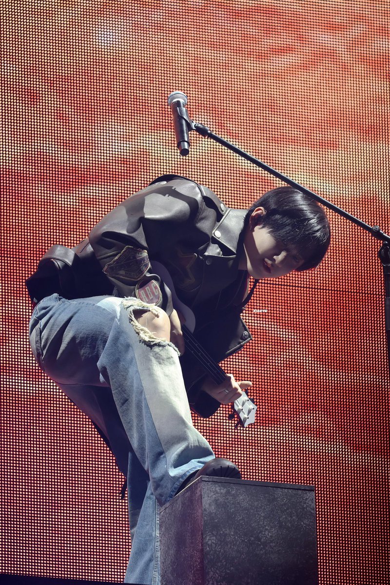 SCBFILES's tweet photo. AS WE ARE CHANGBIN https://t.co/wtb7kIcsJ3