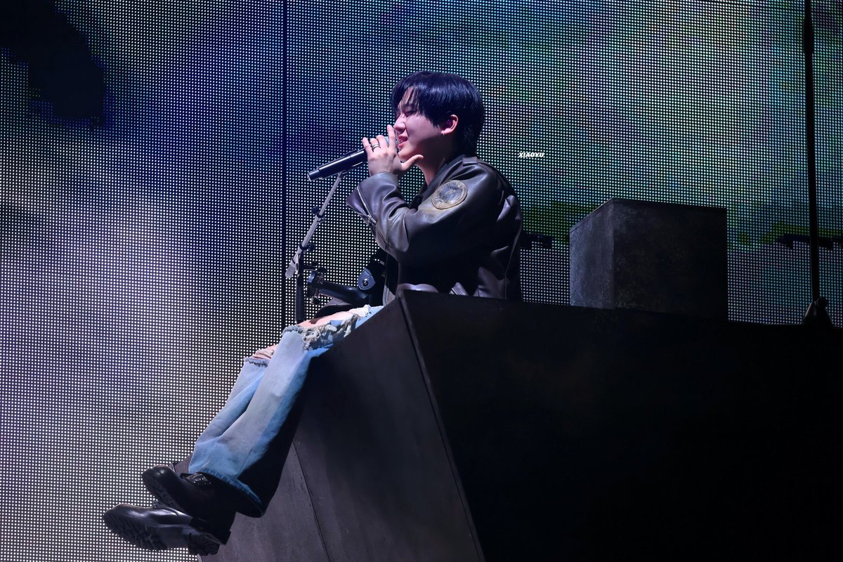 SCBFILES's tweet photo. AS WE ARE CHANGBIN https://t.co/wtb7kIcsJ3