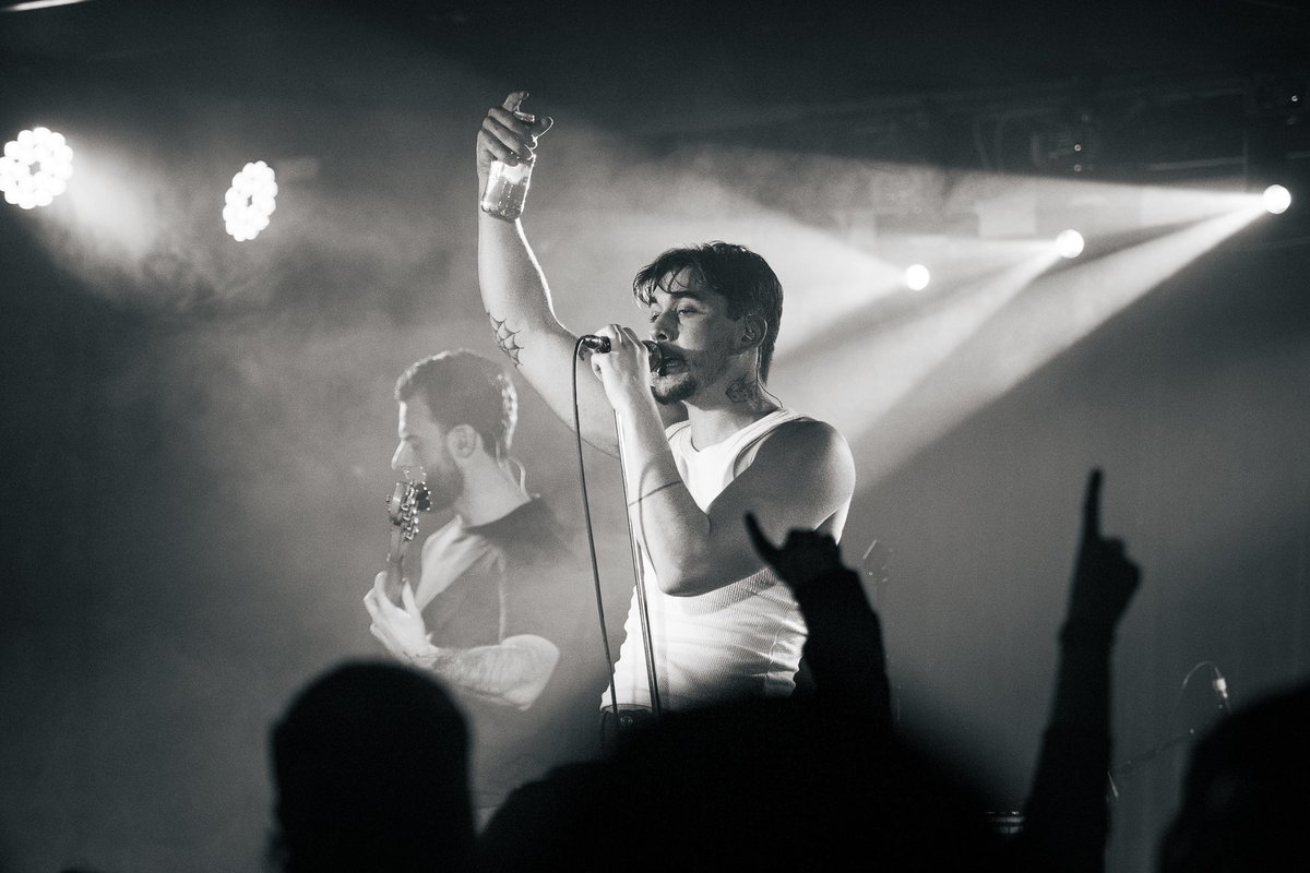 gracias. tocar es tan chulo