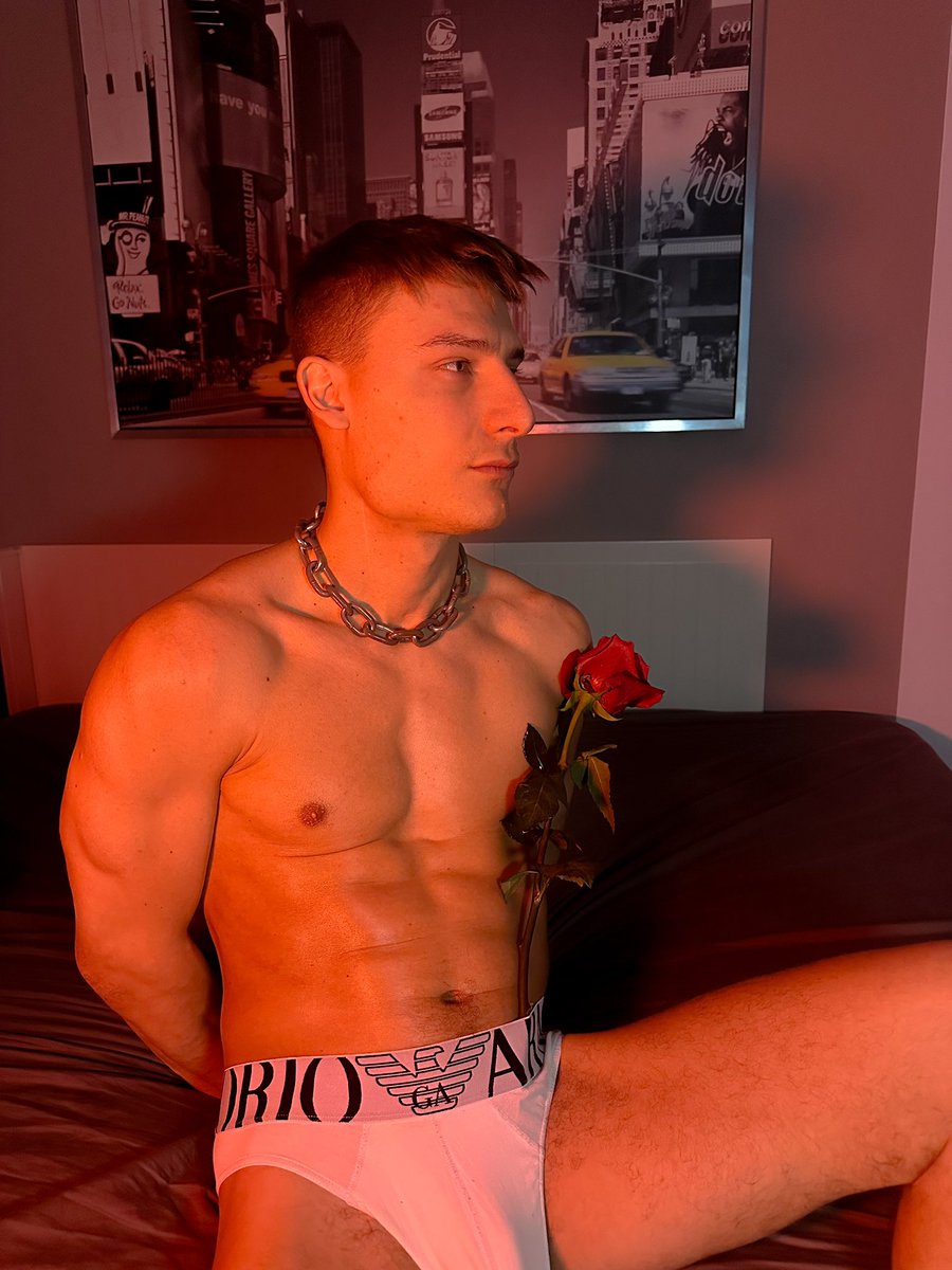 Happy Valentine 💌 I have a present for first 50 of u: one month free subscription: onlyfans.com/nicco_top
See ya there! 💋
