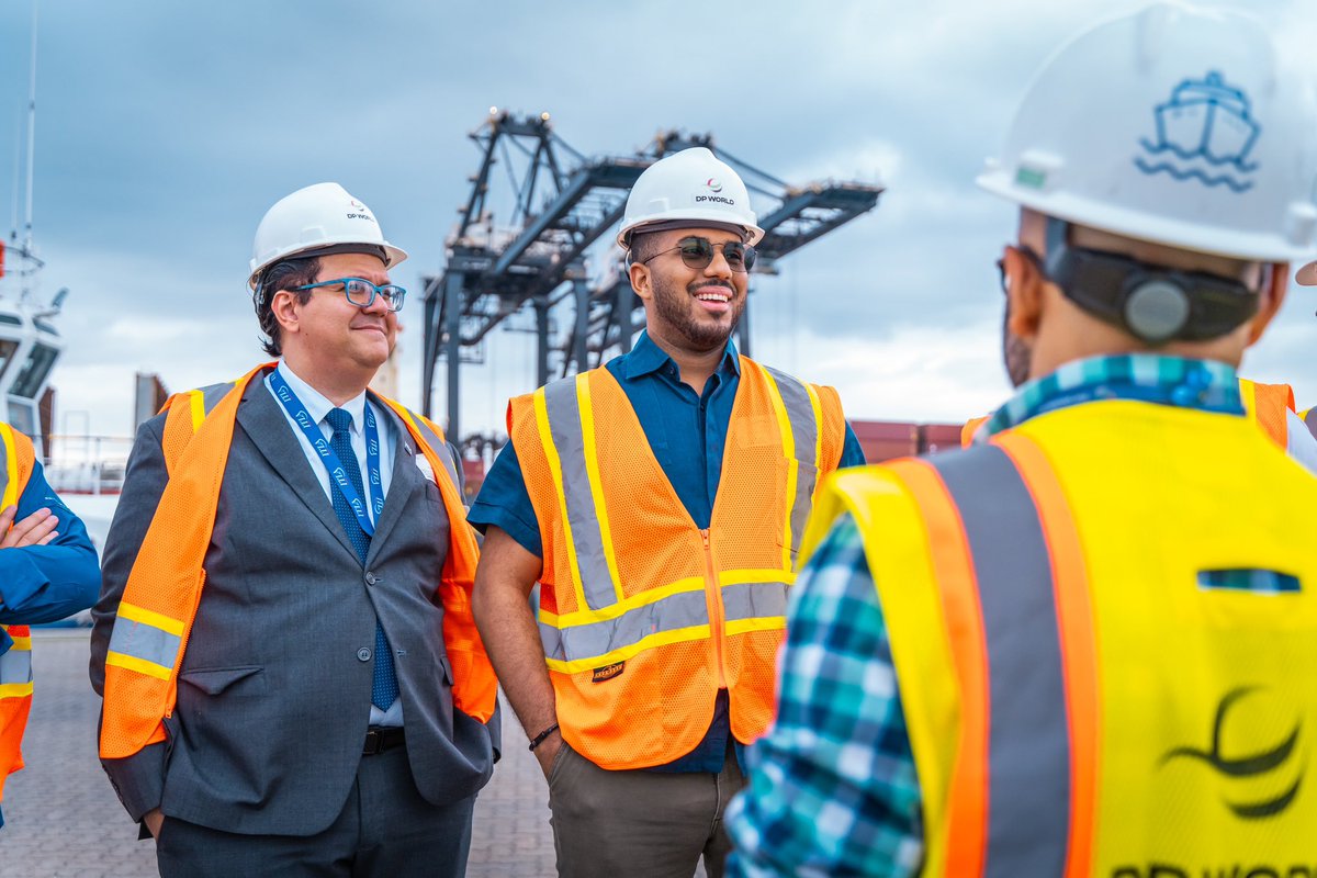 DP World Dominicana tweet media