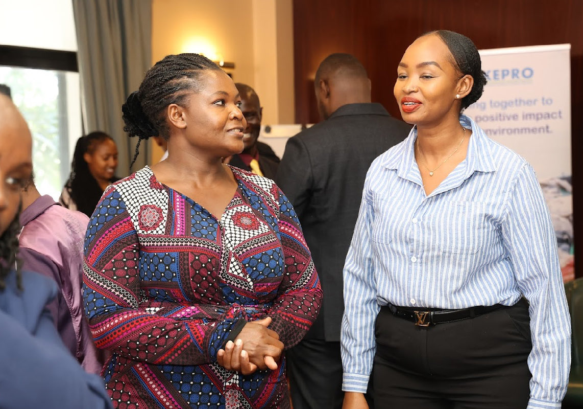 Lynet (@lynno16) on Twitter photo It was an honour to represent the ā¦<a href="/KenyaEditors/">Kenya Editorsā Guild</a>ā© CEO in this panel discussion to unravel the place of media in responsible #waste-management. Good job ā¦<a href="/kepro_ke/">KEPRO Kenya</a>ā©. Letās keep this conversation going. You just won one soul. ā¦<a href="/rayzalia/">Rosalia Omungo</a>ā©
#environment #Climate It was an honour to represent the ā¦<a href="/KenyaEditors/">Kenya Editorsā Guild</a>ā© CEO in this panel discussion to unravel the place of media in responsible #waste-management. Good job ā¦<a href="/kepro_ke/">KEPRO Kenya</a>ā©. Letās keep this conversation going. You just won one soul. ā¦<a href="/rayzalia/">Rosalia Omungo</a>ā©
#environment #Climate