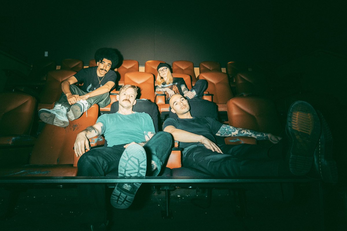 TONIGHT
SOLD OUT
DOORS AT 6:30
Standby tix at Sie box office as they become available 
🥀