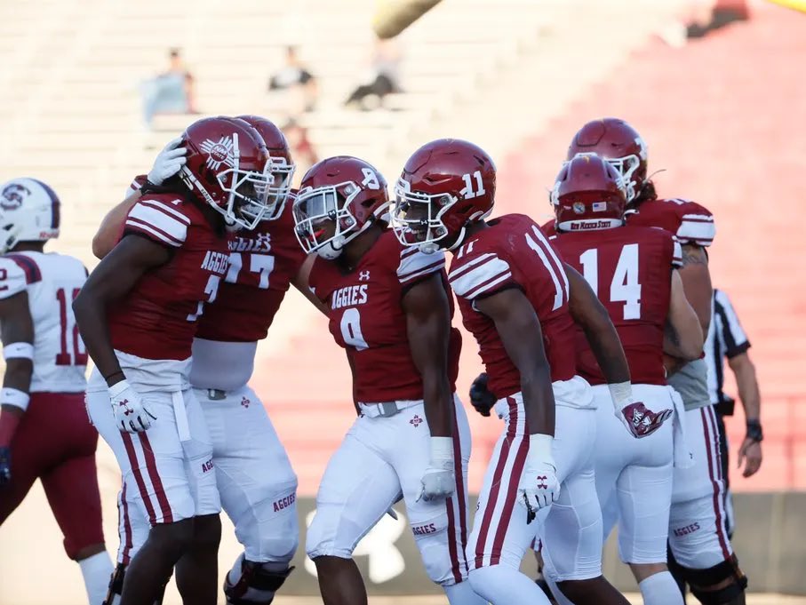 Jerious Singletary (@certified_jrock) on Twitter photo #AGTG After a great conversation with <a href="/CoachHen_1/">Jared Hensley</a> I’m blessed to receive an Offer from <a href="/NMStateFootball/">New Mexico State Football</a> #AGTG After a great conversation with <a href="/CoachHen_1/">Jared Hensley</a> I’m blessed to receive an Offer from <a href="/NMStateFootball/">New Mexico State Football</a>