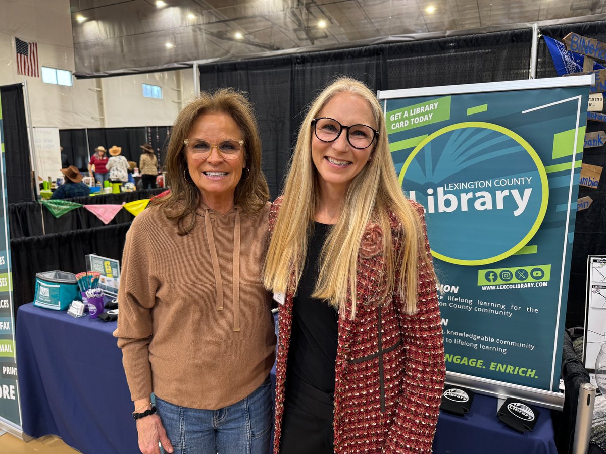 Blowfish co-owner Vicki Shanahan caught up with our friend from Lexington County Library, Kate Barry, at last night's LEXPO. What a great event put on by <a href="/lexingtonsccoc/">Lexington Chamber & Visitors Center</a>!