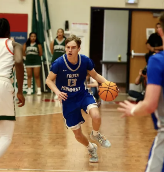 COLLEGE COACHES - 2026 6'3 PG JHETT WELLS - Fruita Monument, CO - <a href="/jhettwells3/">Jhett Wells</a>

BIG guard with a lot of skill!!

Player Profile: verbalcommits.com/players/jhett-…

Film available in player profile  

WANT TO SEE YOUR PROFILE ON VC? SIGN UP FOR PLAYER+ TODAY 
verbalcommits.com/member-join
