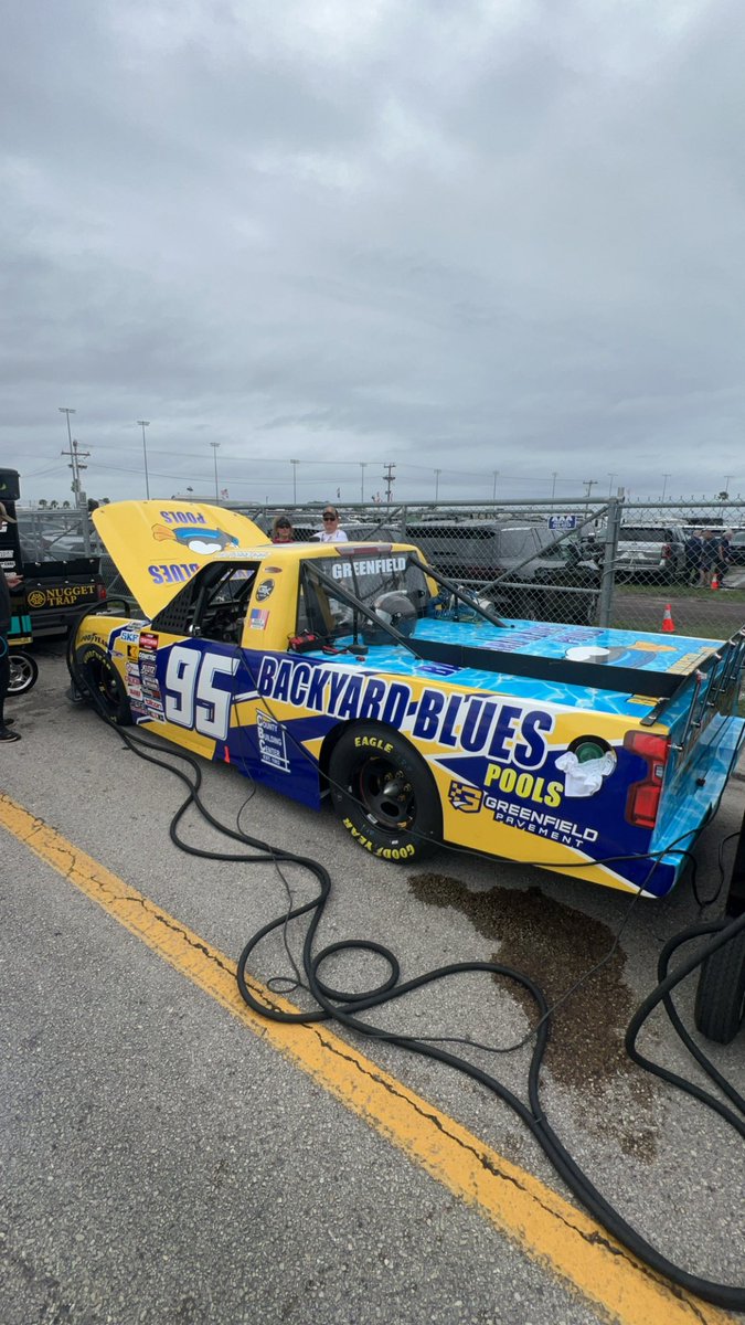 Ready to lay a fast one down!