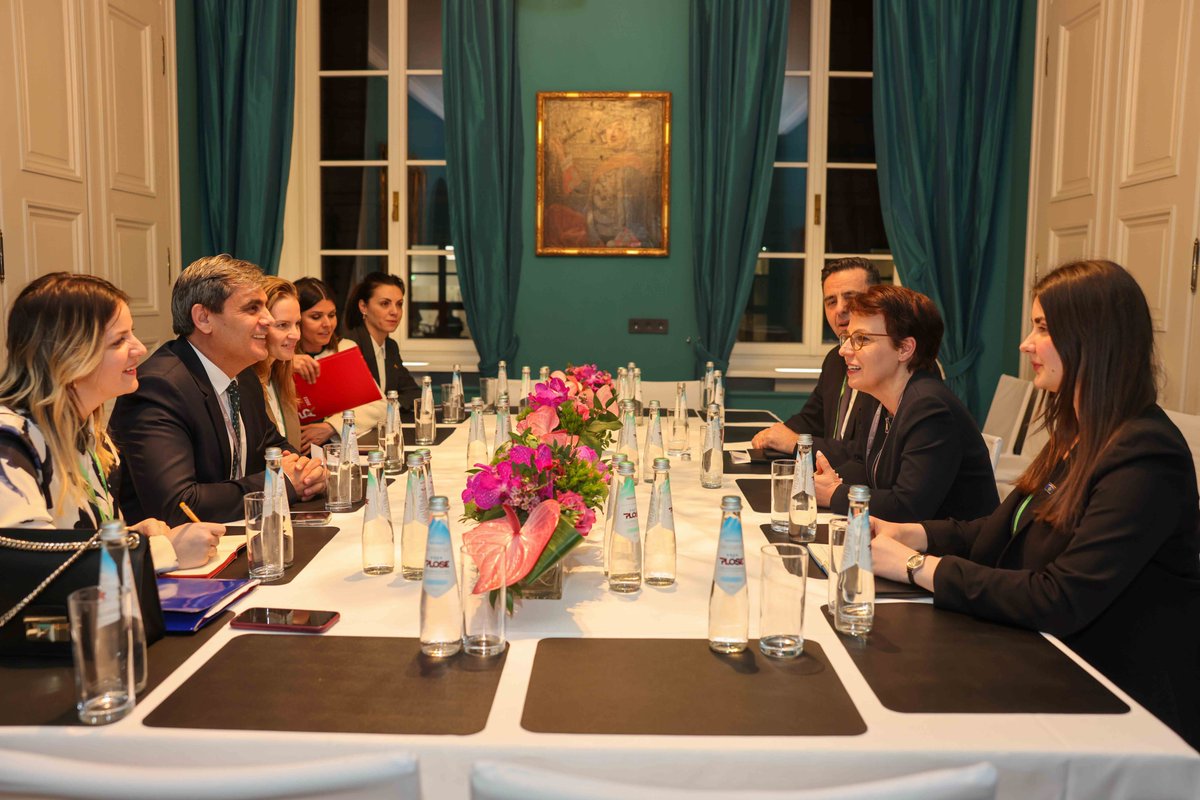 Donika Gërvalla-Schwarz (@gervallaschwarz) on Twitter photo Always a pleasure to meet w/🇲🇪DPM <a href="/ErvinIbrahimov1/">Ervin Ibrahimovic</a> at <a href="/MunSecConf/">Munich Security Conference</a>. We discussed economic cooperation, and enhancing regional stability. Kosova remains committed to strong partnerships for a prosperous Balkans.
#MSC2025 Always a pleasure to meet w/🇲🇪DPM <a href="/ErvinIbrahimov1/">Ervin Ibrahimovic</a> at <a href="/MunSecConf/">Munich Security Conference</a>. We discussed economic cooperation, and enhancing regional stability. Kosova remains committed to strong partnerships for a prosperous Balkans.
#MSC2025
