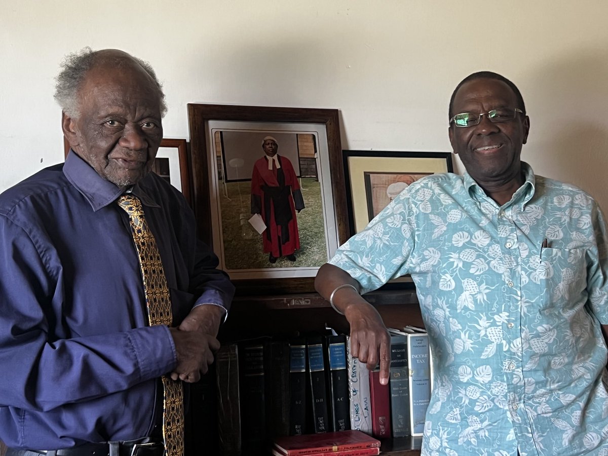 Dr Willy M Mutunga, Chief Justice, Kenya (2011-16) tweet media
