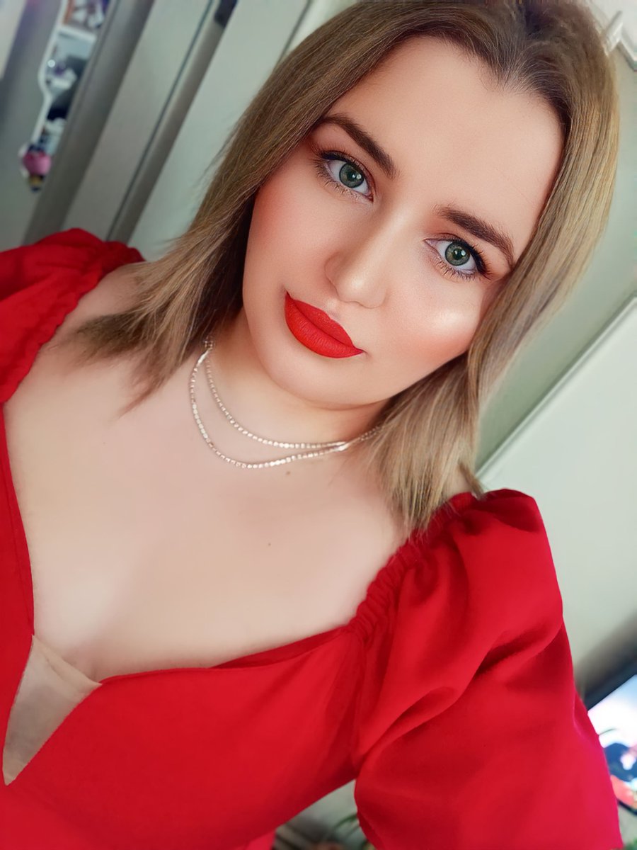 mranSivasliogl1's tweet photo. Kırmızı Sevmiyorum ama eksik kalamazdım 😂
#redchallange 
#Valentinesday2025 https://t.co/yQZmg8CMXJ