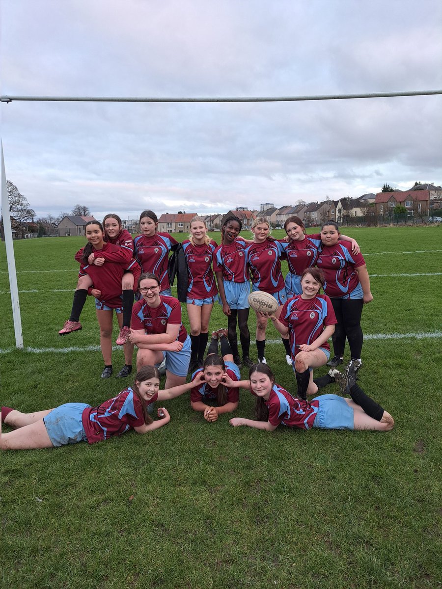 Arran Hain (@ahainrugbydev) on Twitter photo 👏Amazing to see our S2/3 Girls play against Braes Thursday night! 🏉
Loads of positives from last night;
✅️Passing
✅️Support Play
✅️Tackling
✅️Smiling
Thank you to <a href="/frfcyouths/">Falkirk RFC Youths</a> coaches Morven, John and Boston who assisted and Senior, Anna on the whistle. 👏Amazing to see our S2/3 Girls play against Braes Thursday night! 🏉
Loads of positives from last night;
✅️Passing
✅️Support Play
✅️Tackling
✅️Smiling
Thank you to <a href="/frfcyouths/">Falkirk RFC Youths</a> coaches Morven, John and Boston who assisted and Senior, Anna on the whistle.