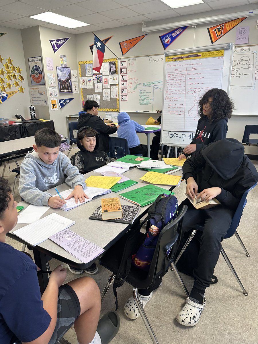 Dana Linebarger tweet media