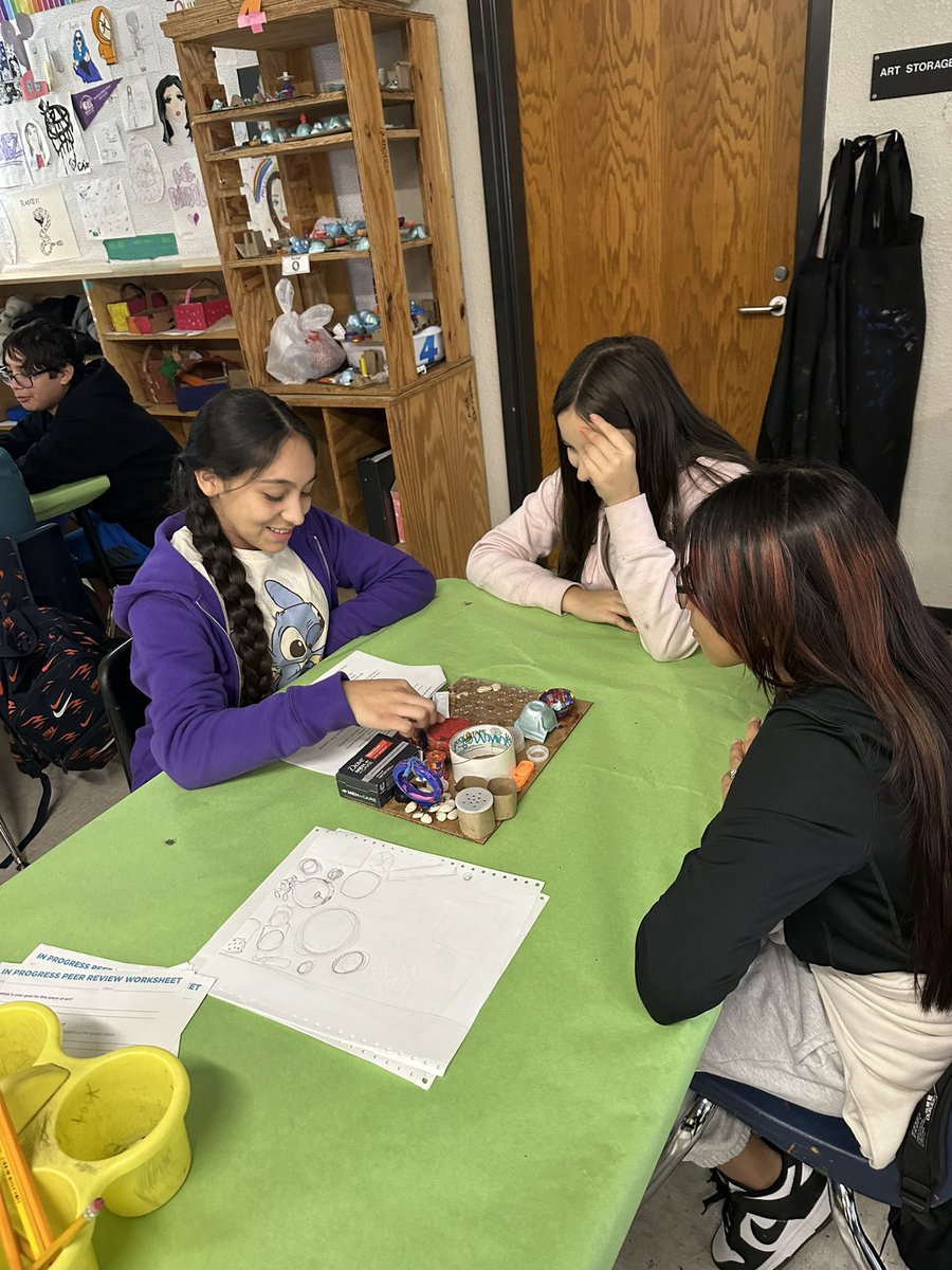 Dana Linebarger tweet media