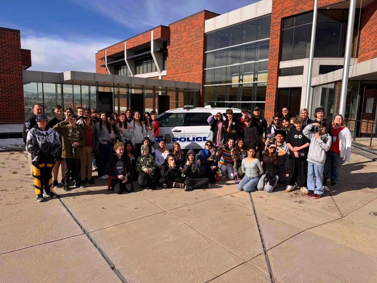ThorntonPolice's tweet photo. Our friends from Westgate Community School stopped by today as part of their annual Kindness Tour, bringing with them some wonderful handmade Valentines. These talented 7th and 8th graders had the opportunity to go behind the scenes at the police department, where they learned about dispatch, animal control, crime scene investigations, detectives, and patrol officers. They even had fun exploring a police car! Thank you, Westgate, for the thoughtful cards — your kindness is truly appreciated.
#TPDconnecting #TPDcommUNITY