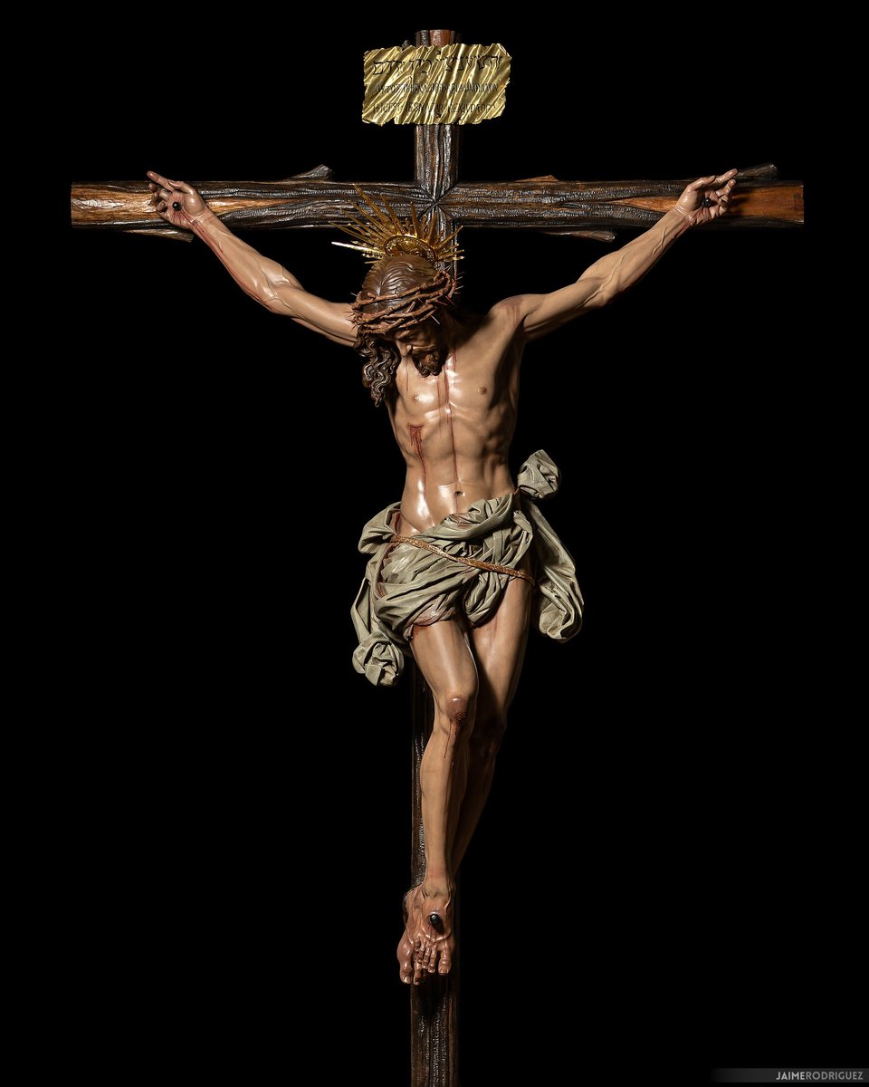 cfdmisericordia's tweet photo. Queda oficialmente presentado el Stmo. Cristo de Ánimas el cual supone el reencuentro con nuestra historia al recuperar para el culto la tercera de las hermandades que se unieron para formar la cofradía de la Misericordia.

📸 @jaimerfz

#cofradiasMLG #animachristi https://t.co/85Y9sukp7I