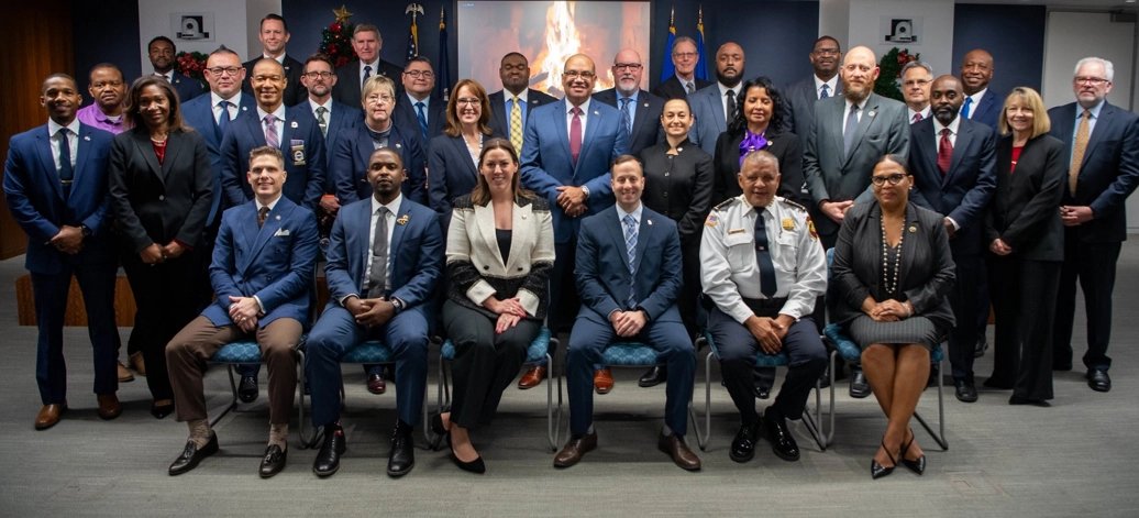 rondaviscp's tweet photo. I want to thank President Biden for the privilege of serving in the Biden-Harris Admin. as the 12th Director of the United States Marshals Service (USMS). Serving the American people &amp; working with the women &amp; men of the USMS and our tremendous partners has been a great honor. https://t.co/tJfm8cTRRS