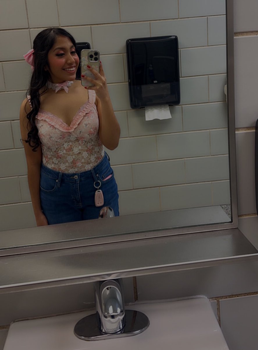 Happy Valentine’s Day everyone! 💖