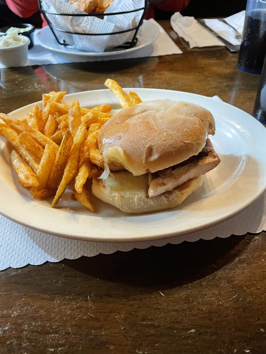 MarioFanGirl93's tweet photo. Happy Valentine’s Day! Here’s our lunch today! Yes, it is actually our first Valentine’s Day lunch together. Food was AMAZING!!! So delicious! https://t.co/RHKYsdHwx8