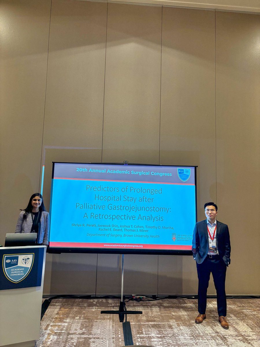 Great week for our residents at the Academic Surgical Congress in Las Vegas! We had several residents and one medical student presenting their work. We are so proud of their hard work and contributions to the research community! Keep up the good work! 🩺🥼🧫🔬
