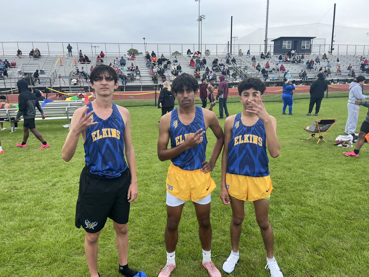 Congratulations to our boys 3200m crew we had 2 personal records and one gold medalist <a href="/FBISDAthletics/">Fort Bend ISD Athletics</a> <a href="/EHS_CastleTrack/">EHS Track&Field</a> <a href="/EHS_Knightswire/">Elkins High School</a>
