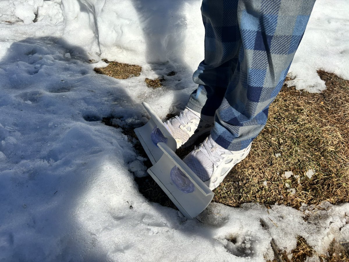 Dr_Perricone's tweet image. 4th grade invention convention idea! Plow Shoes, making shoveling snow an easy task!! #MUSED #MUEDD @DrGeorge_MU