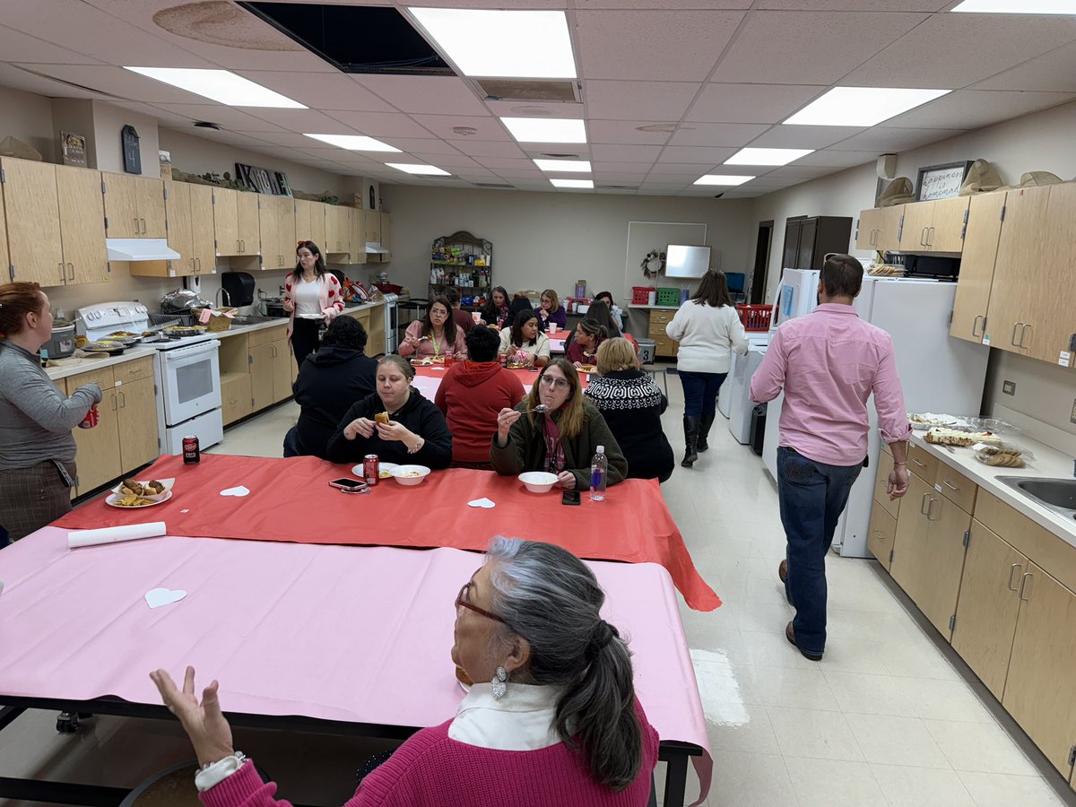 Javier Lazo (@lazonisd) on Twitter photo Our 3rd Annual <a href="/NISDJones/">Jones Middle School</a> and <a href="/NISDJonesSTEM/">Anson Jones Magnet School</a> Chili Cook-off was a huge success! Thanks to all who participated, broke bread and celebrated with our Cougar Family. <a href="/EZavala_NISD/">Elena Zavala</a> <a href="/erica_lashley/">ππ«π’ππ πππ¬π‘π₯ππ²</a> <a href="/MrArzola/">Eric Arzola</a> <a href="/Johnston_MSMath/">Dave Johnston</a> <a href="/NISD/">Northside ISD</a> <a href="/MsMacx3/">Nicole McEvoy</a> Our 3rd Annual <a href="/NISDJones/">Jones Middle School</a> and <a href="/NISDJonesSTEM/">Anson Jones Magnet School</a> Chili Cook-off was a huge success! Thanks to all who participated, broke bread and celebrated with our Cougar Family. <a href="/EZavala_NISD/">Elena Zavala</a> <a href="/erica_lashley/">ππ«π’ππ πππ¬π‘π₯ππ²</a> <a href="/MrArzola/">Eric Arzola</a> <a href="/Johnston_MSMath/">Dave Johnston</a> <a href="/NISD/">Northside ISD</a> <a href="/MsMacx3/">Nicole McEvoy</a>