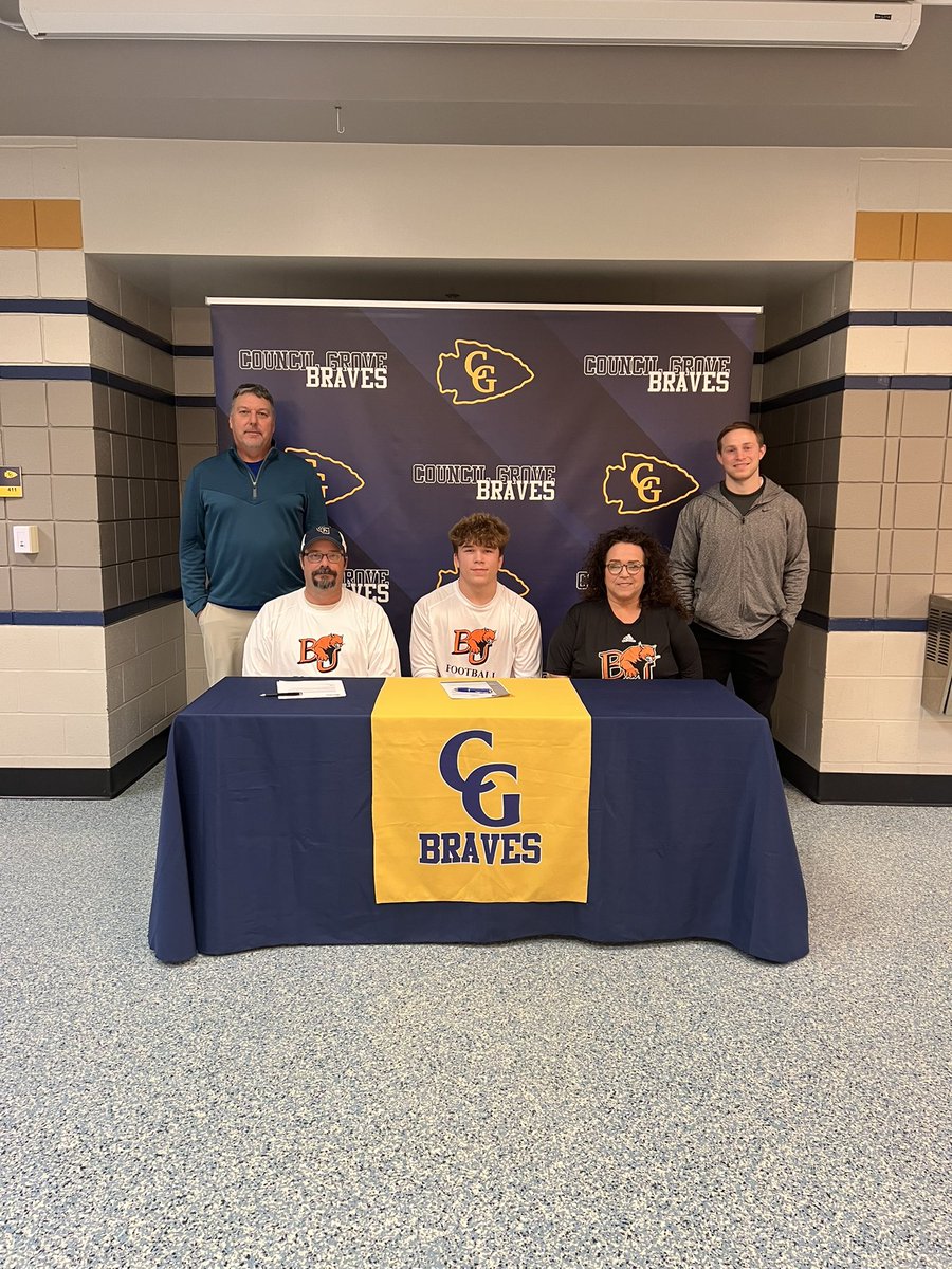 Ace Monihen tweet media