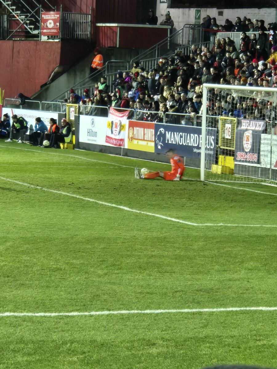 Stephen Bennett tweet media