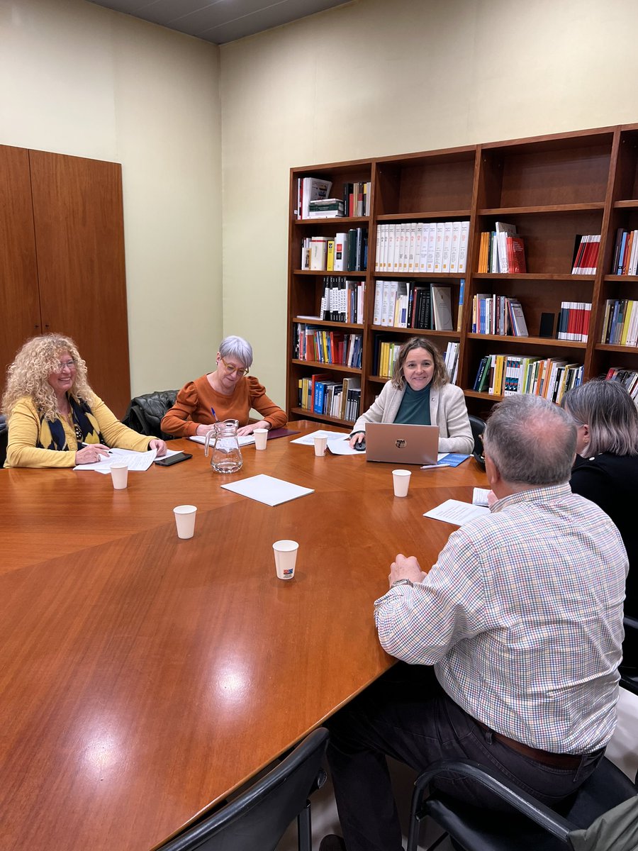 Avui hem estat parlant amb l’Associació TOC Catalunya dels reptes que té la societat i la sanitat catalana envers les persones amb trastorn obsessiu compulsiu. Gràcies per la vostra feina de sensibilització i acompanyament a persones afectades i famílies.