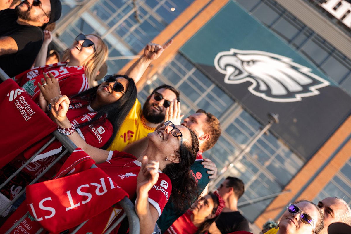 LFCUSA's tweet image. Philadelphia Reds certainly know how to have a good time 😄

Enjoy the parade today @Eagles fans 🎉