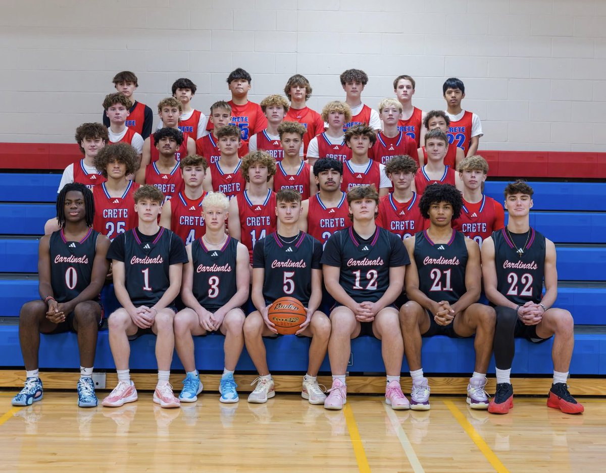 Senior Night today vs Lincoln NW‼️

🗓 02.14.25

⏰ JV- 4:00 Res- 5:30 Varsity- 7:30

📍Crete High School
 
#BeGreat