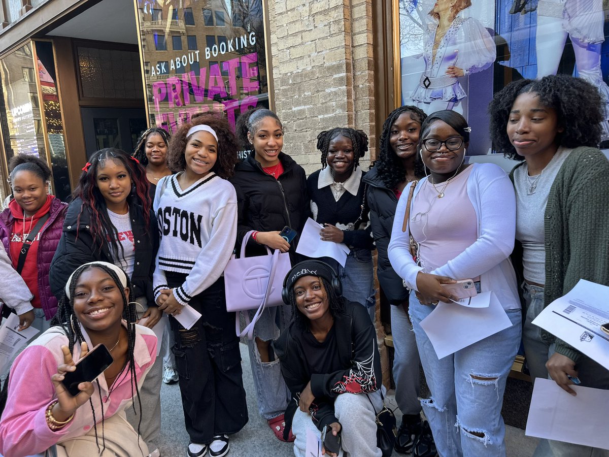 Newton_dance's tweet photo. Today we got to see the amazing Alvin Ailey American Dance Theater perform! We had a blast and they were phenomenal! 💙 https://t.co/T5HC0Cter3