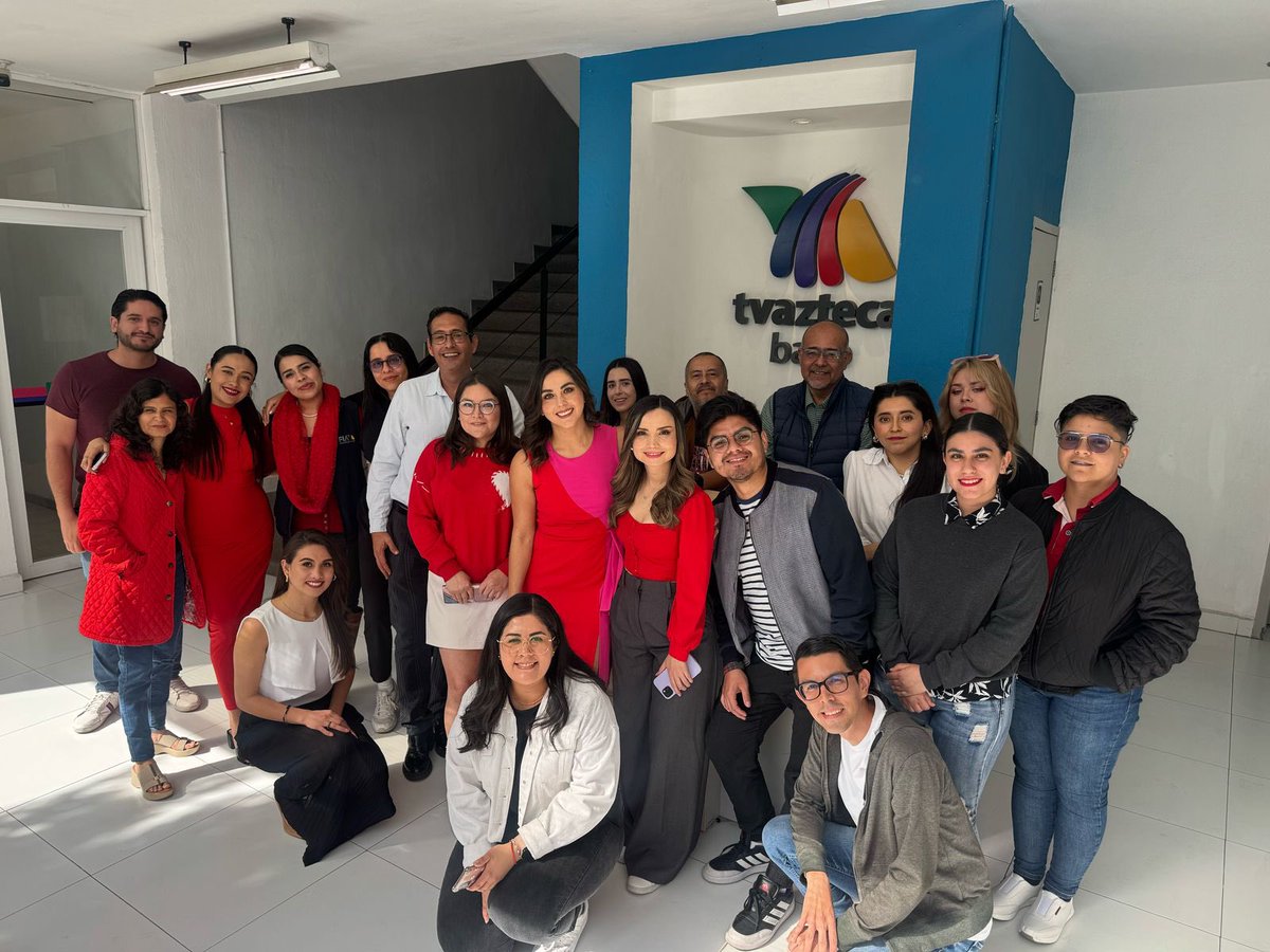 Monifdc's tweet image. Hoy cierro una etapa en @aztecaBajio 
en donde aprendí, crecí y tuve la confianza de muchas personas que creyeron en mí. 
Estaré siempre agradecida ❤️
Ahora vienen retos personales, que estoy contenta de tomar. Allá vamos 🙌🏻