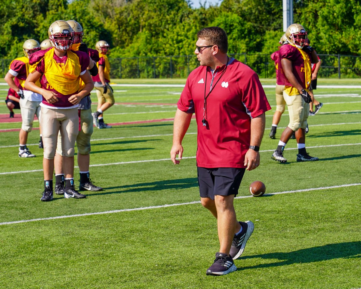 ✨EXCITING ANNOUNCEMENT✨

Mater Dei has named Cody Hess its new Head Football Coach! 

Read the full press release here: ow.ly/qCzG50V0tL2

#WeAreMD #MDFootball
