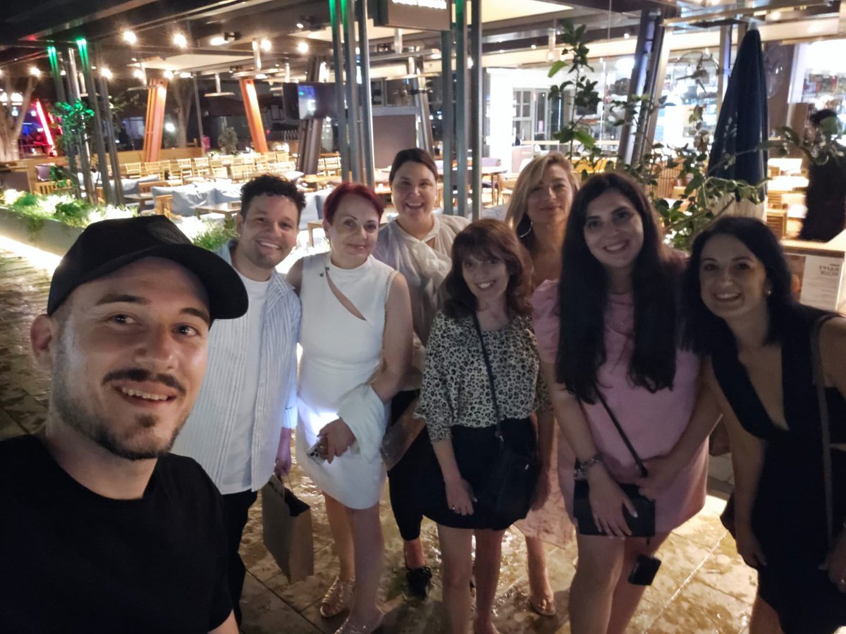 #NoleFam is not just a fan club, it’s a family and friendships for life ❤️🫶❤️
together in a beautiful <a href="/cityofsydney/">City of Sydney</a> joined by #balkandad ❤️❤️❤️