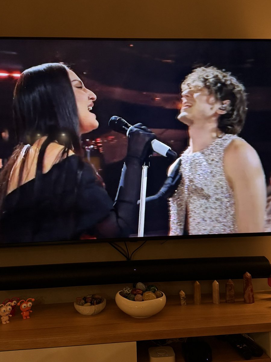 Sto volando !!! 😍 #Sanremo20205 ♥️♥️♥️♥️♥️♥️♥️♥️♥️♥️