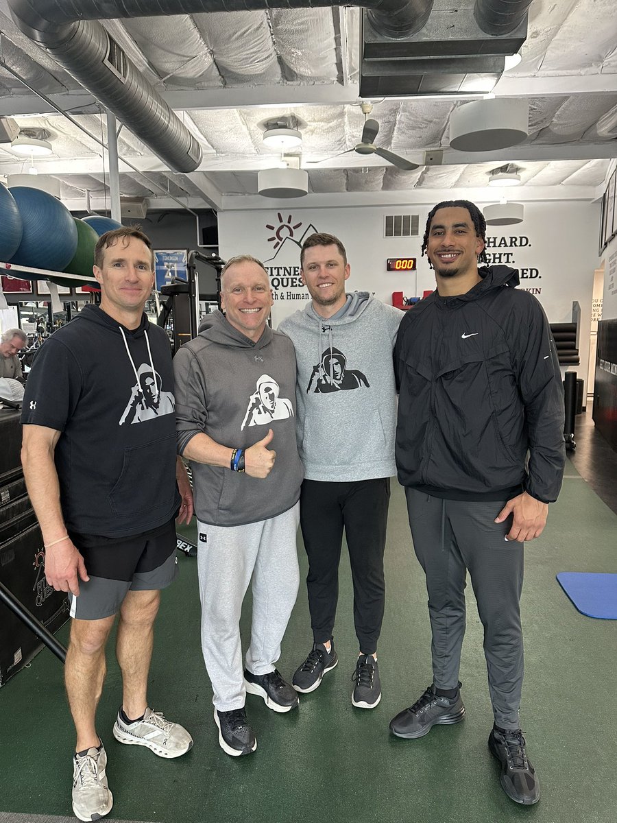 THE GAME IS ON THE LINE!! Which of these 4 quarterbacks are you going with? Haha!!
1. Packers QB Jordan Love
2. Vikings QB Brett Rypien 
3. Future Hall-of-Famer Drew Brees 
4. Yours Truly

Who u got?

#3GenerationsofQ’s #IMPACTplayers #GetYourMindRight <a href="/drewbrees/">Drew Brees</a> <a href="/BrettRypien/">Brett Rypien</a>