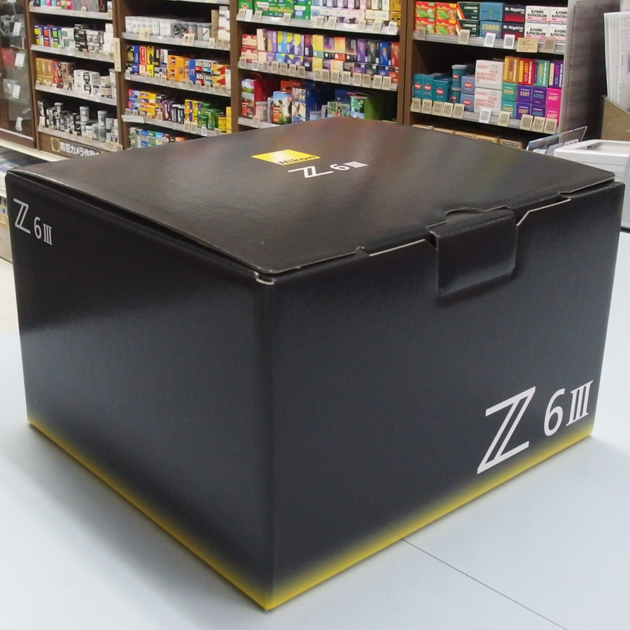 champcamera's tweet image. #Nikon #Z6III by #たまプラーザ 店

有効2450万画素の「部分積層型CMOSセンサー」を搭載したニコンのフルサイズミラーレスカメラ。
フラッグシップと同等の性能と機能を継承し、静止画・動画ともに高い性能を発揮します！
今なら「Nikon #Creators応援SPRINGキャンペーン」対象です！→