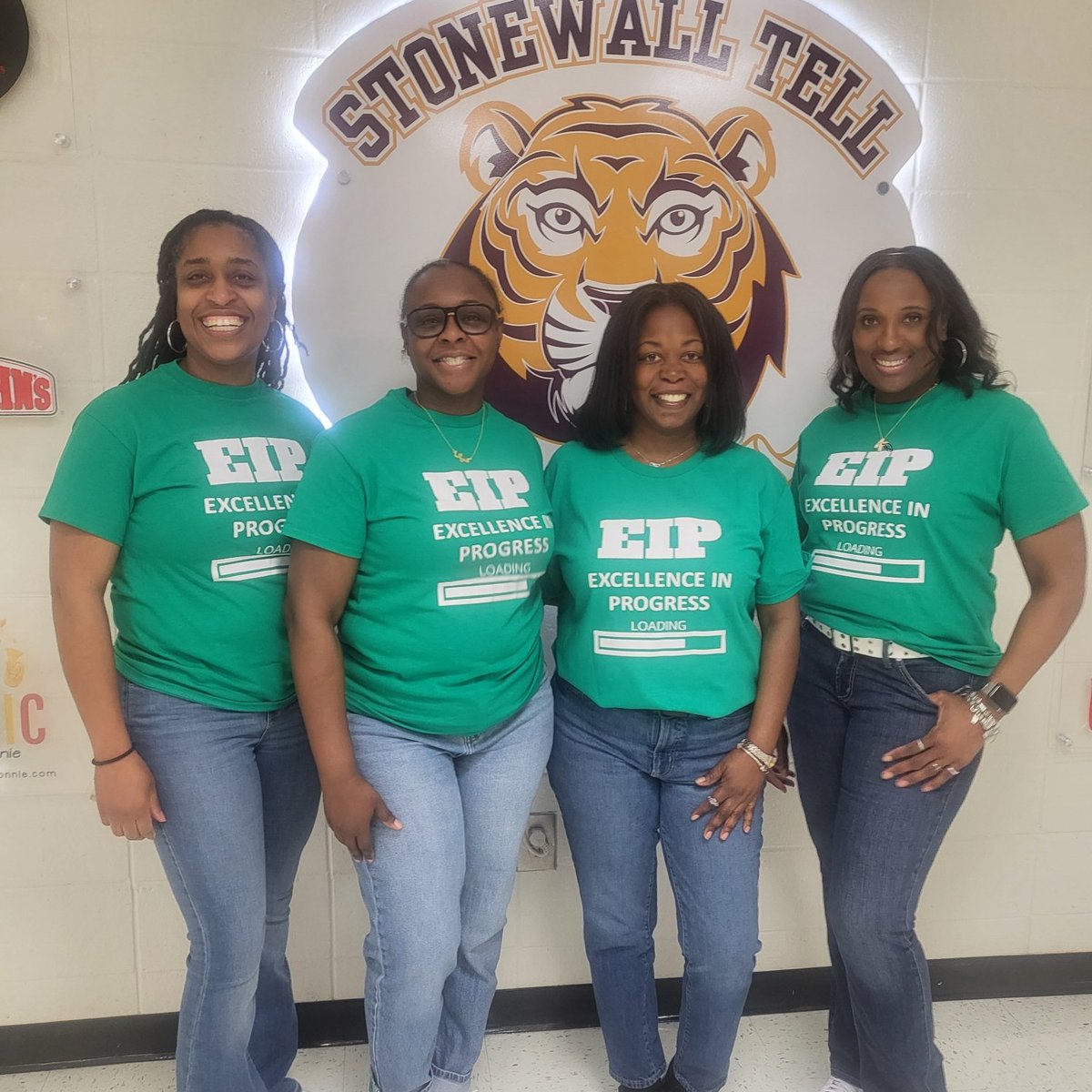 MTSS_Boyd's tweet image. Check out some highlights of our staff attire, showcasing their connection to our STELLAR week of Learning Love 2025! #LearningLove2025 #STELLARWeek

@NPorter17 @aplatimore @loves_education @MsKHooks1