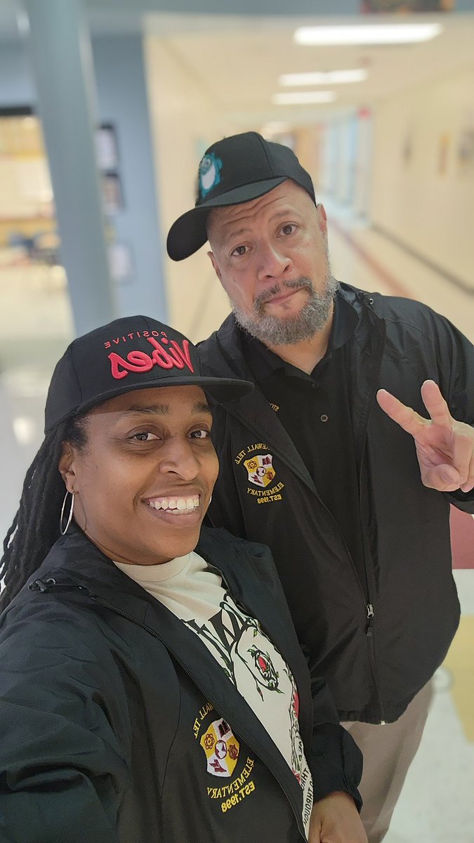 MTSS_Boyd's tweet image. Check out some highlights of our staff attire, showcasing their connection to our STELLAR week of Learning Love 2025! #LearningLove2025 #STELLARWeek

@NPorter17 @aplatimore @loves_education @MsKHooks1