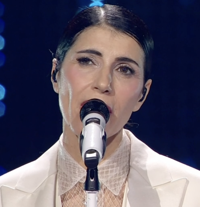 trash_italiano's tweet photo. Giorgia e Annalisa. #Sanremo2025 https://t.co/DBMJNI4cNz