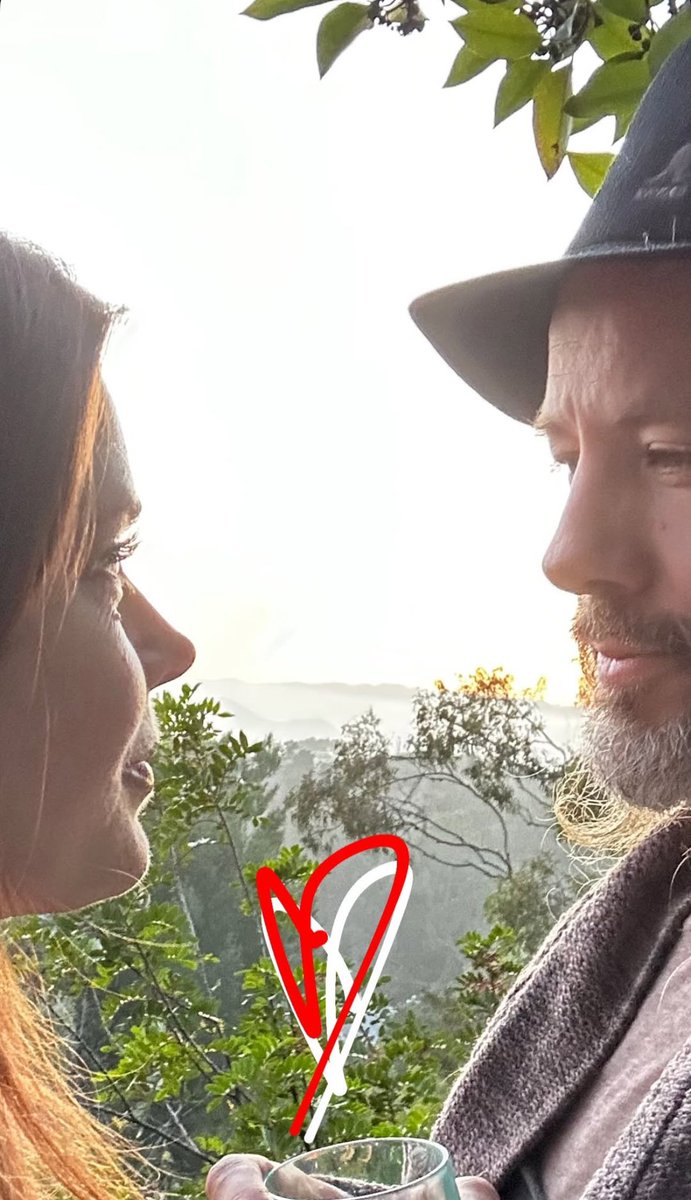 Darren Le Gallo posting Amy today for valentine’s day ❤️