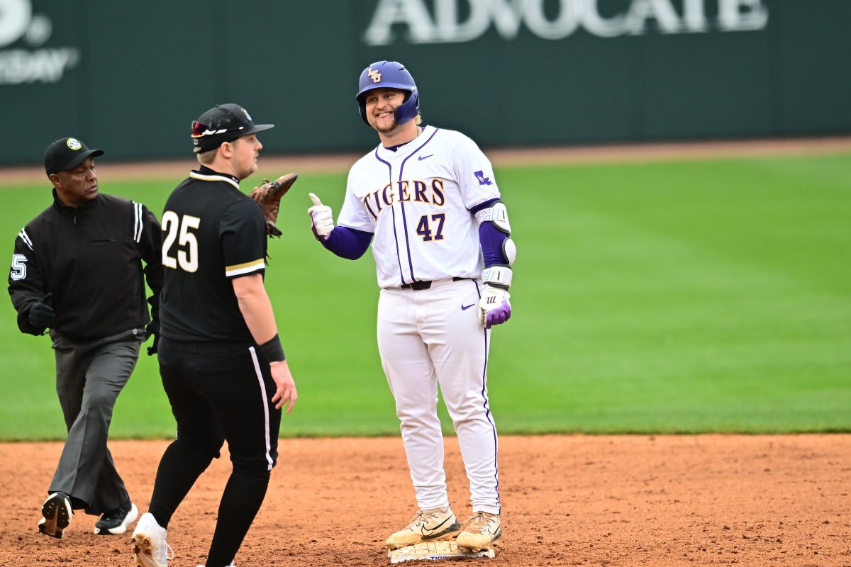 LSU Baseball tweet media